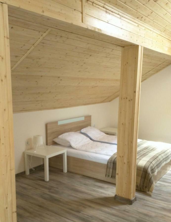 Guest House Ezerets Екстер'єр фото