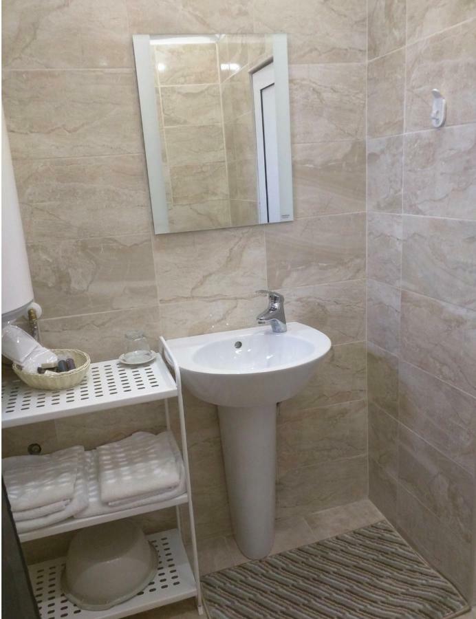 Guest House Ezerets Екстер'єр фото